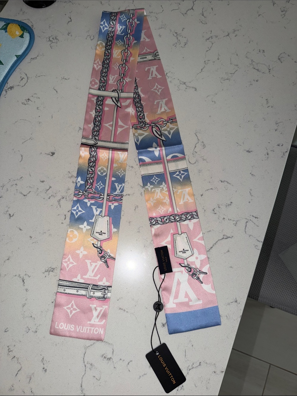 Purse twilly